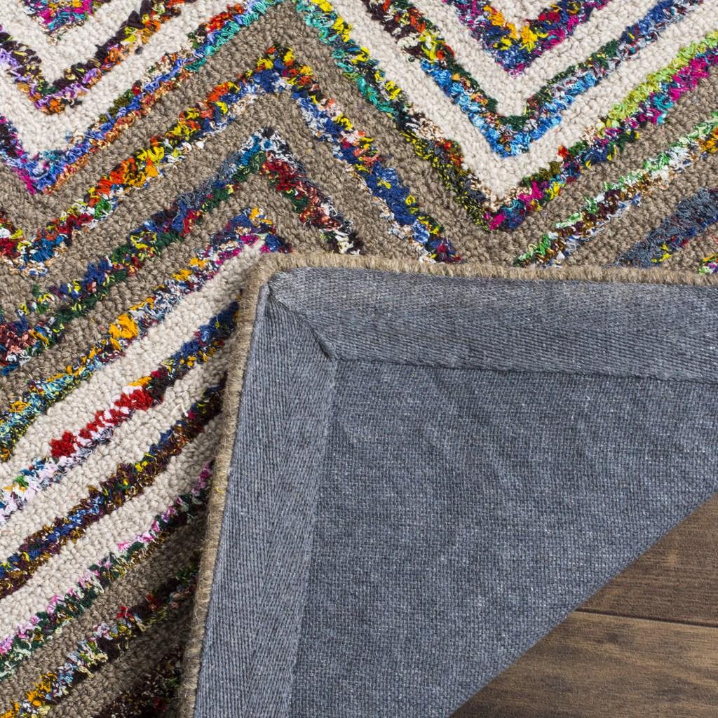 Safavieh Clearance Nantucket NAN601B Beige Multi Rug