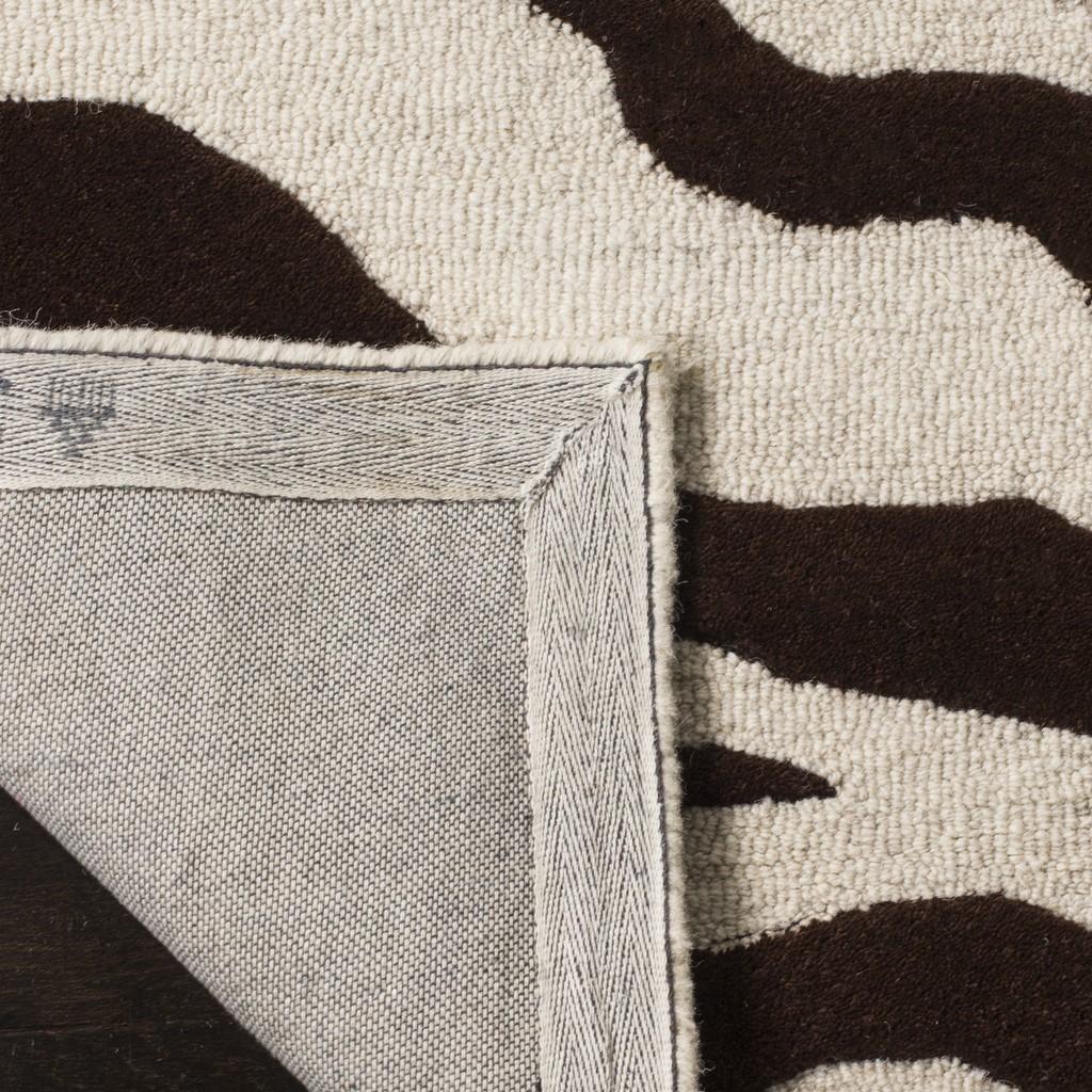 Safavieh Clearance Cambridge CAM709V Ivory Rug
