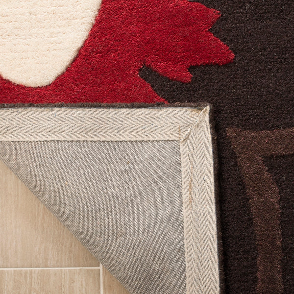 Safavieh Clearance Sohos SOH857A Brown Rug