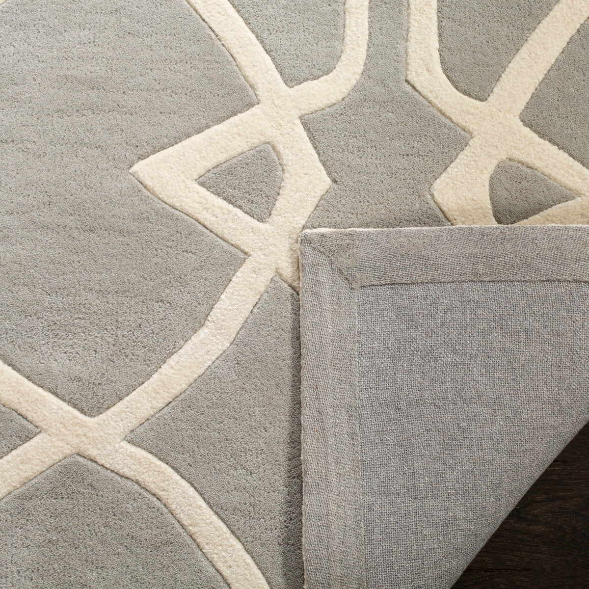 Safavieh Clearance Capri CPR343A Grey Rug