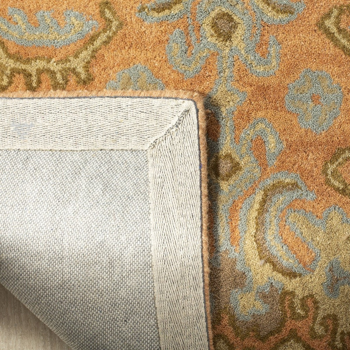 Safavieh Clearance Wyndham WYD203A Terracotta Rug