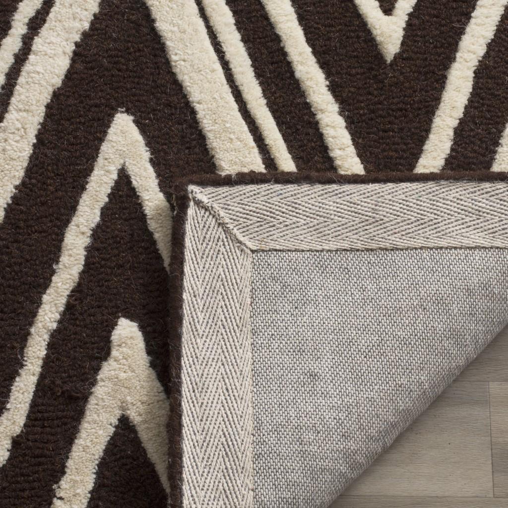 Safavieh Clearance Cambridge CAM711R Brown Rug