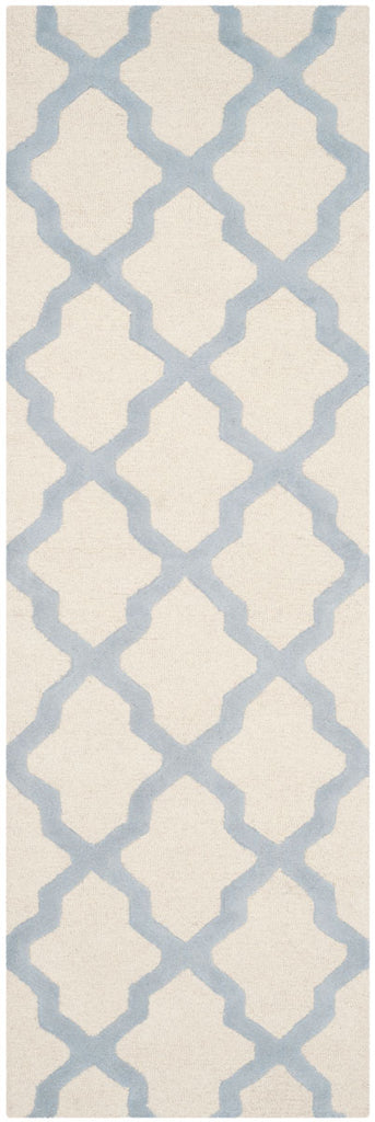 Safavieh Clearance Cambridge CAM121F Ivory Rug