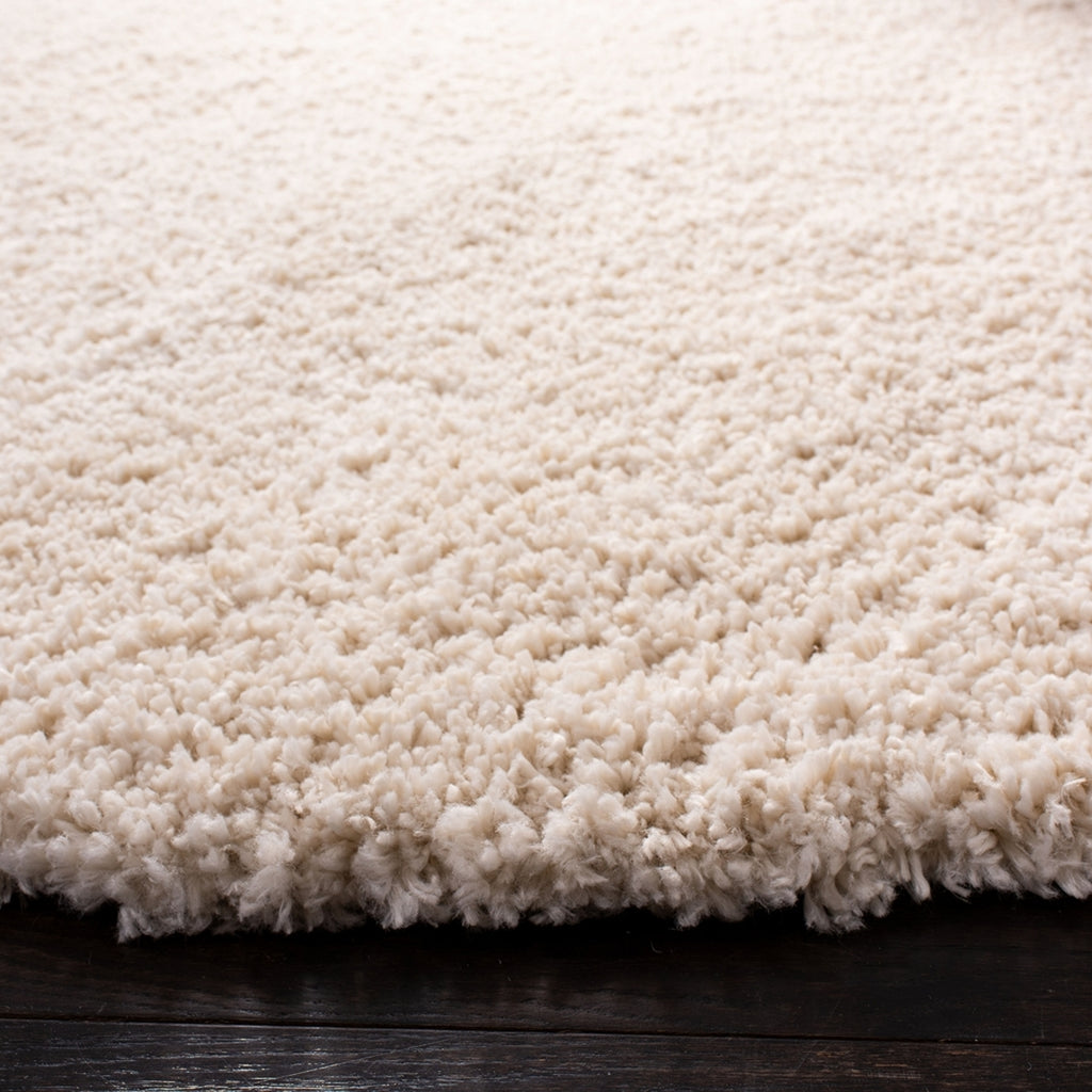 safavieh clearance fontana shag fnt800b creme rug