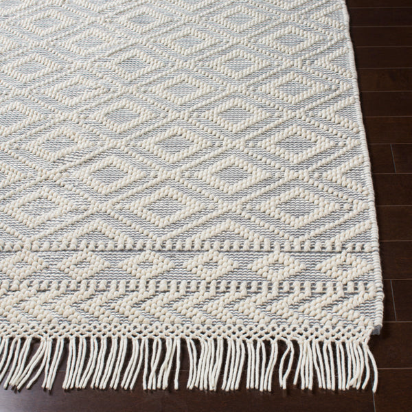 Surya Closeout Farmhouse Tassels FTS-2303 Medium Gray Rug