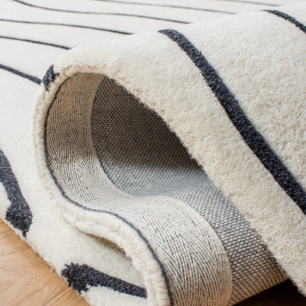 safavieh clearance fifth avenue ftv113a ivory rug