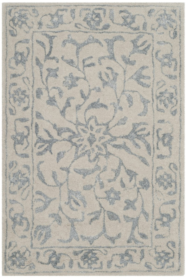 safavieh clearance glamour glm515a silver rug