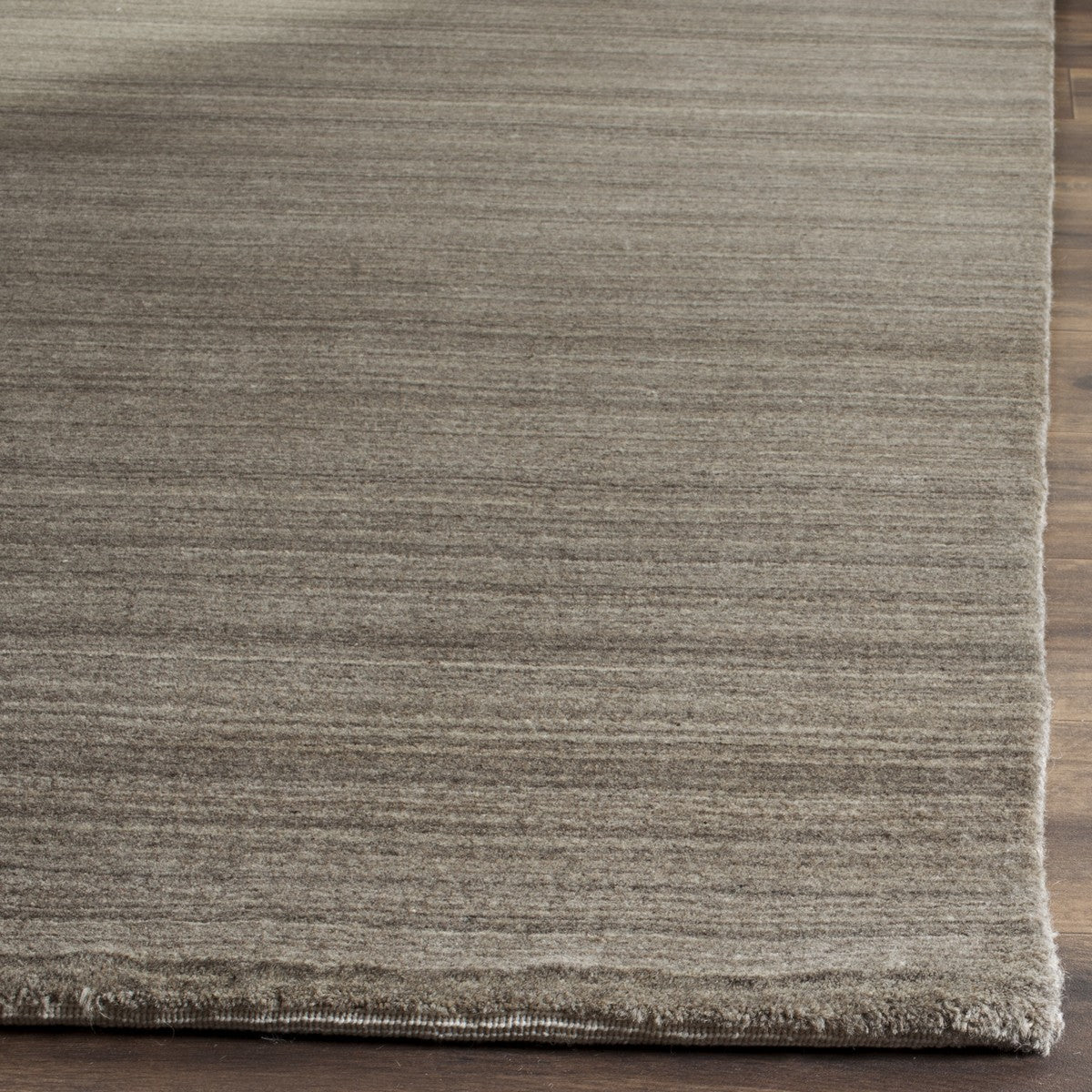 safavieh clearance himalaya him820e pewter rug