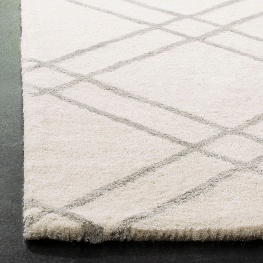 safavieh clearance himalaya him901a ivory rug