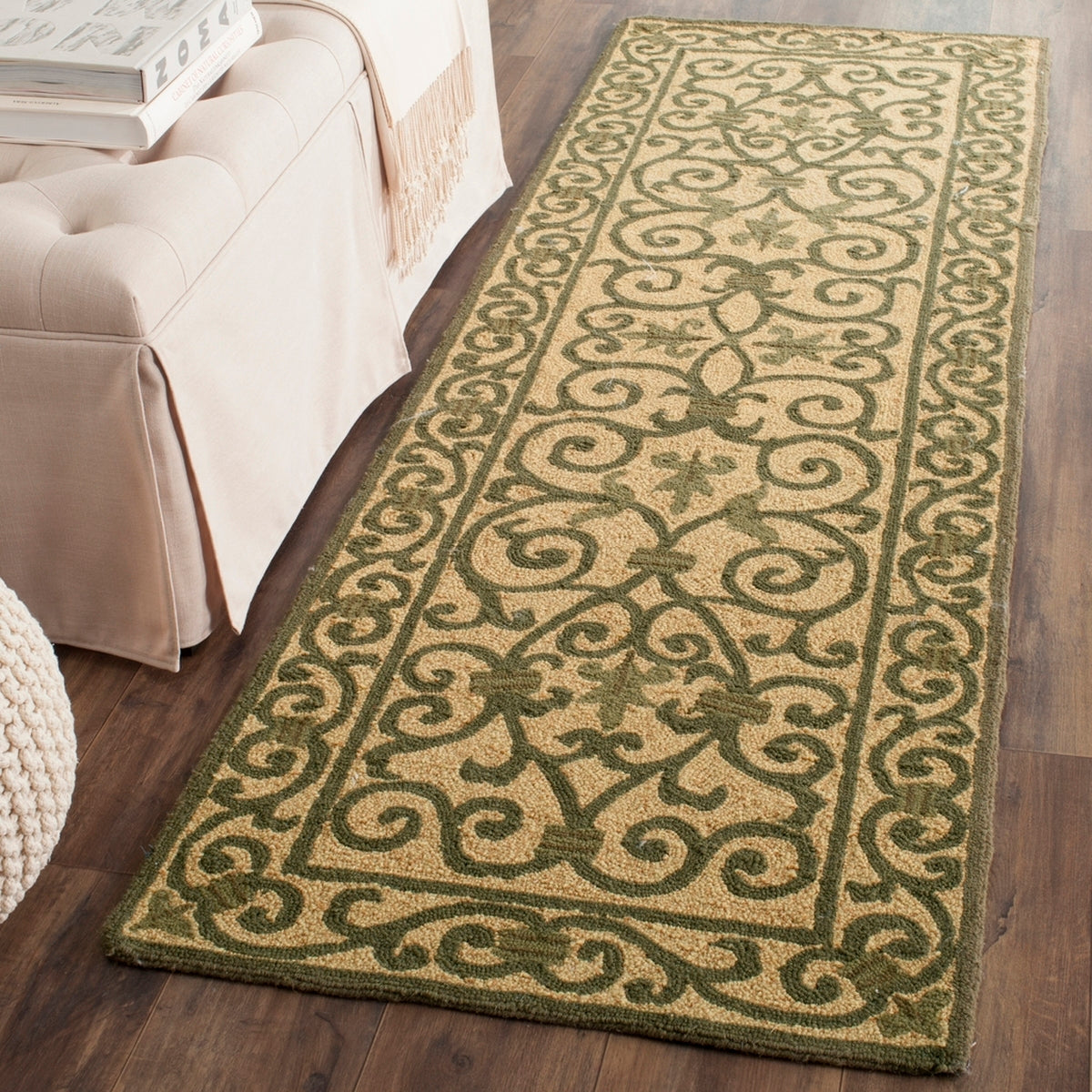 safavieh clearance chelsea hk11g light green rug