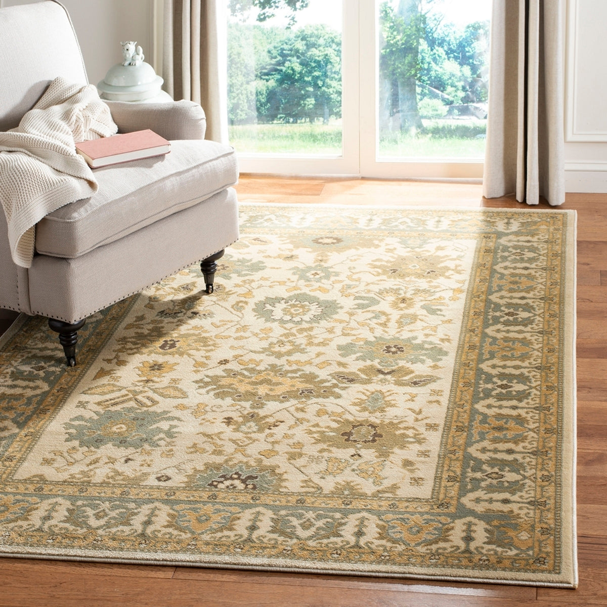 safavieh clearance heirloom hlm1741 1165 creme rug