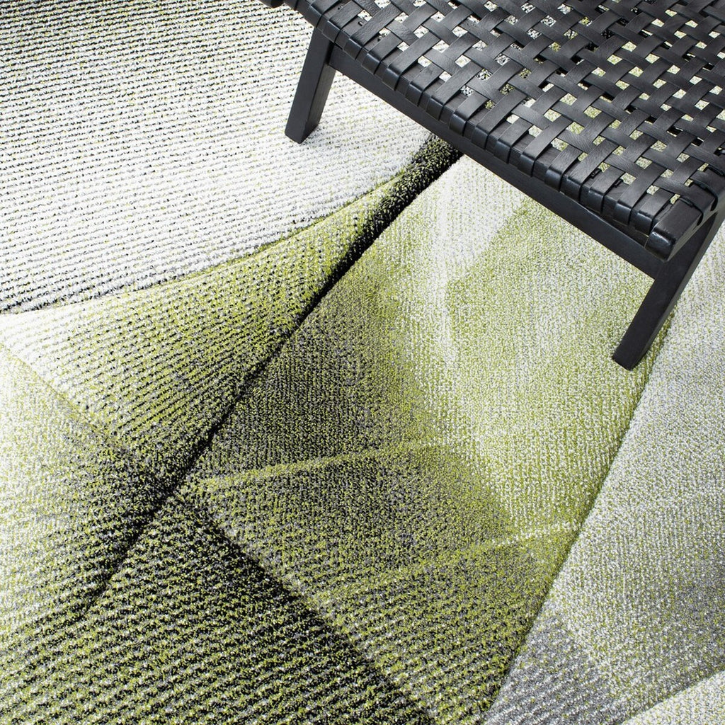 safavieh clearance hollywood hlw715y grey rug