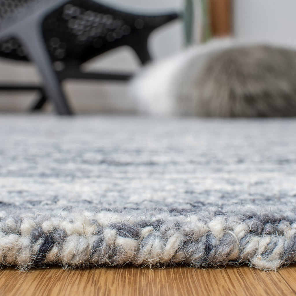 safavieh clearance ikat ikt633g silver rug