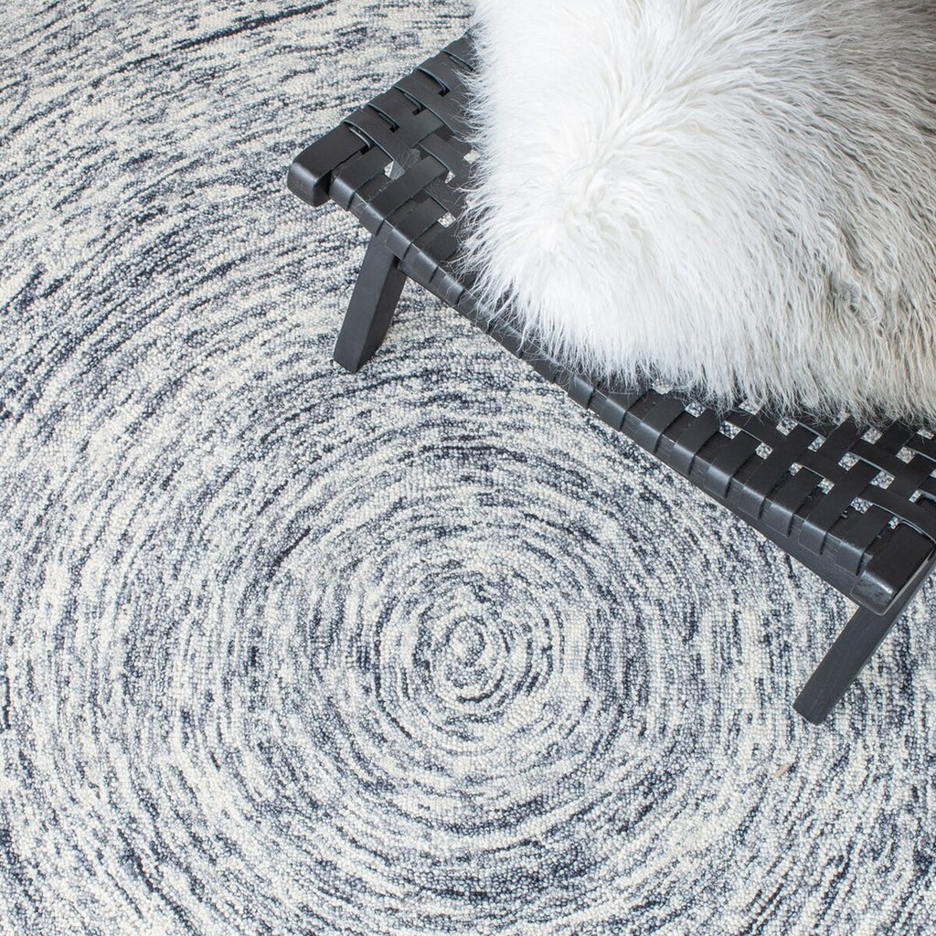 safavieh clearance ikat ikt633g silver rug