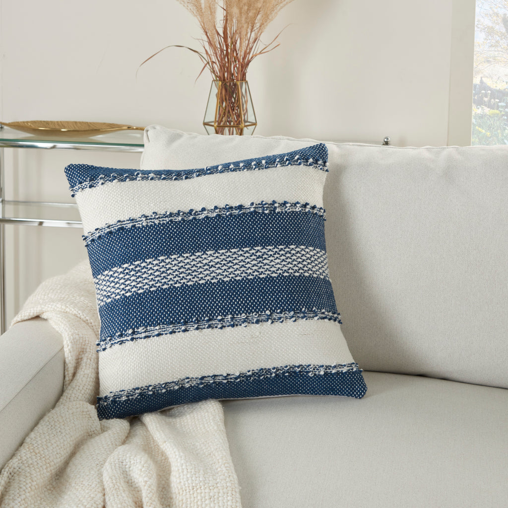 nourison outdoor vj088 navy pillow