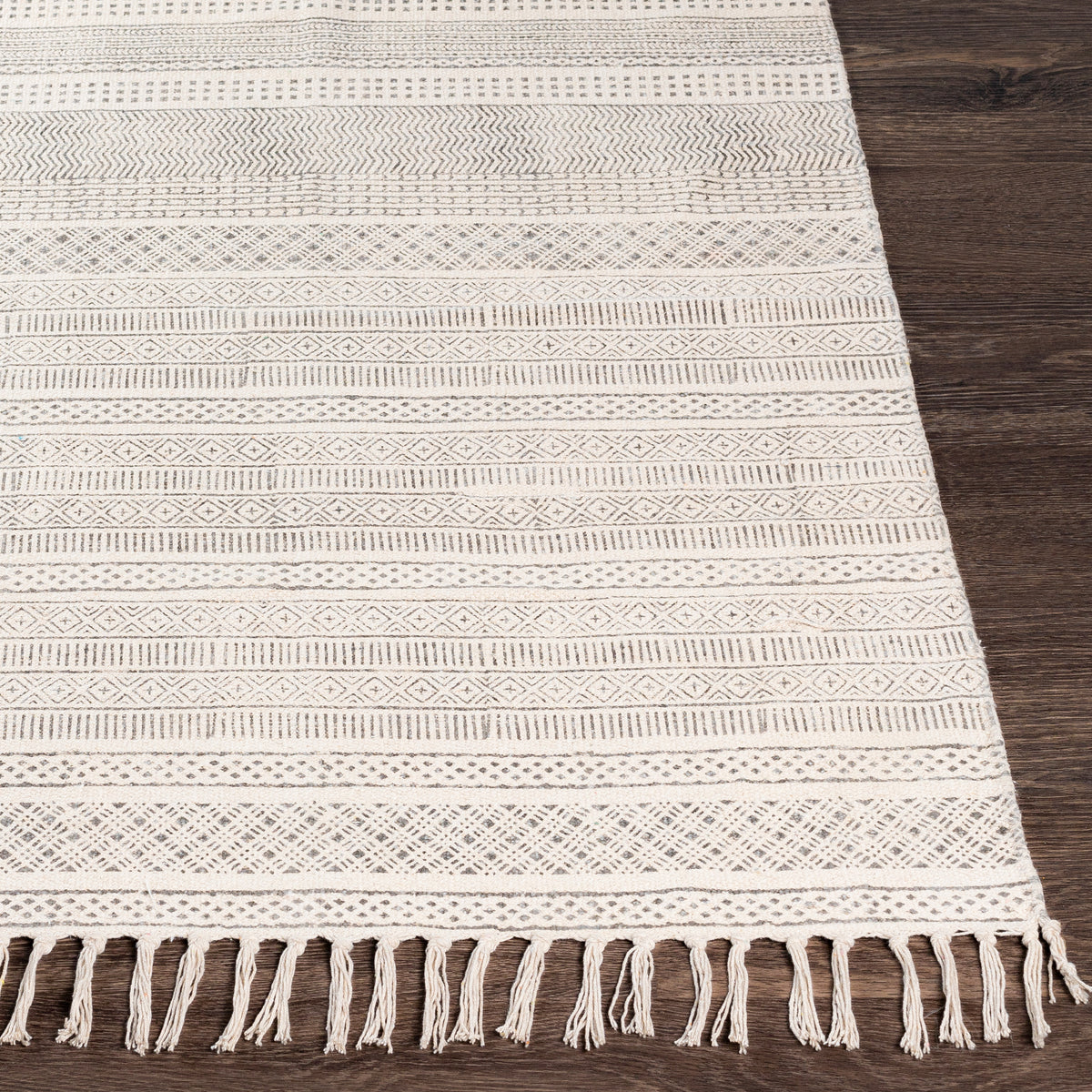 Surya Closeout July JUY-2304 White Rug