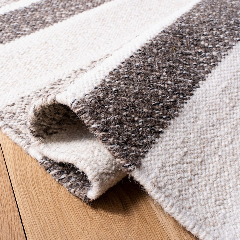 safavieh clearance kilim klm151b ivory rug