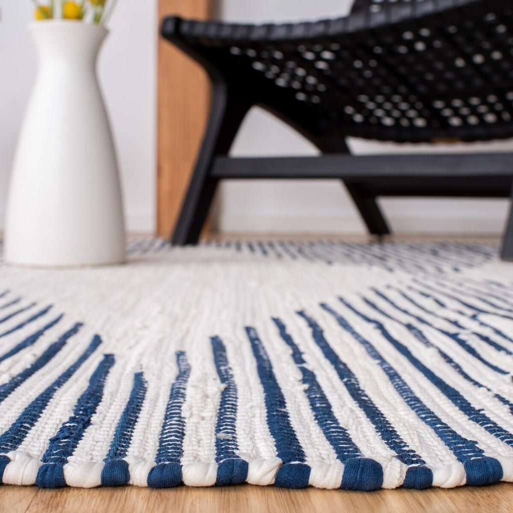 safavieh clearance kilim klm708n navy rug