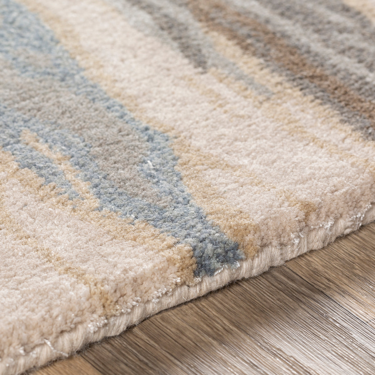 surya kavita kvt 2301 beige rug