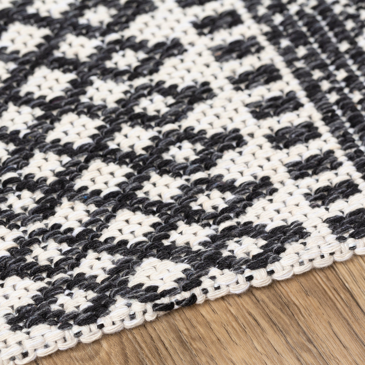 surya rug co la casa lcs 2310 black rug