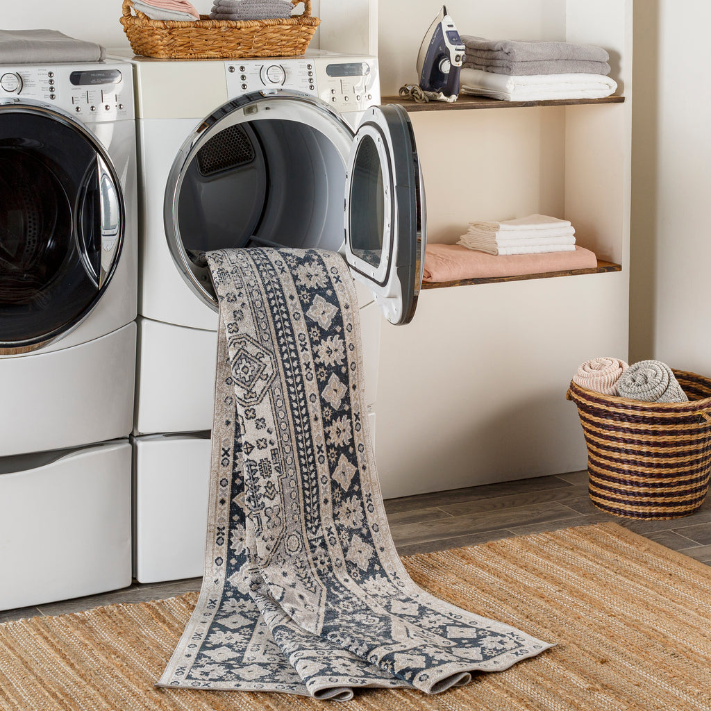 surya lavadora lvr 2324 charcoal rug