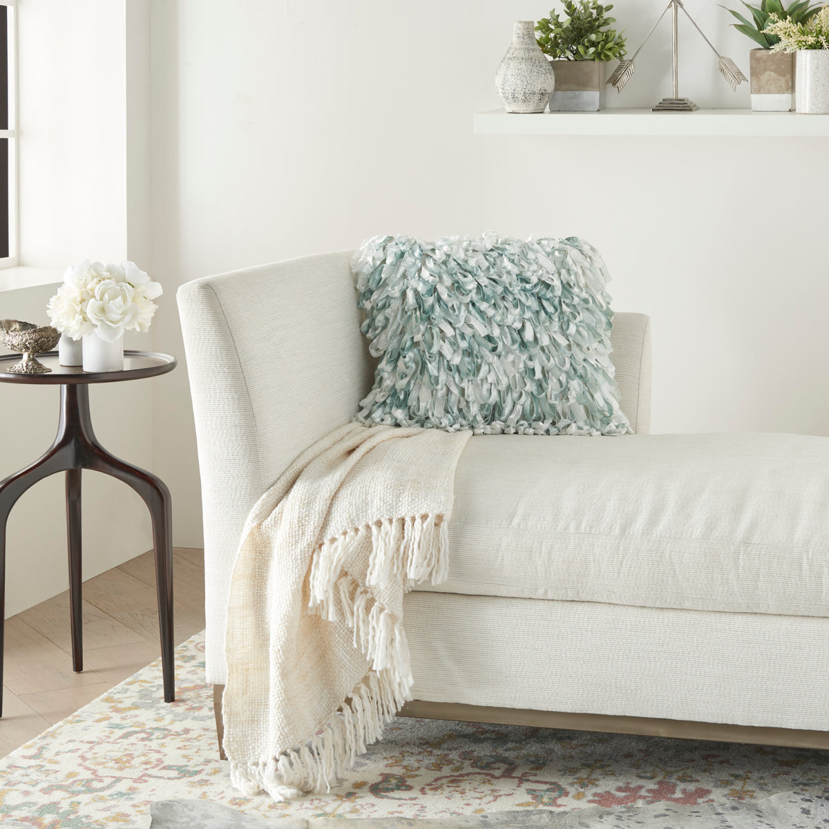 nourison life styles dc256 seafoam pillow
