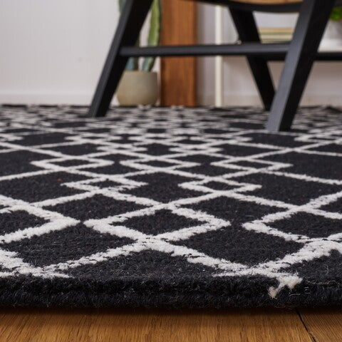 safavieh clearance metro met994z black rug