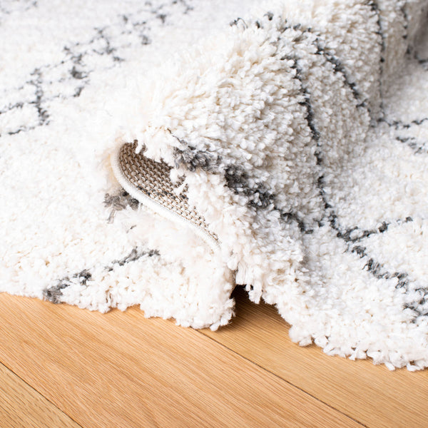 safavieh clearance moroccan fringe shag mfg343a ivory rug
