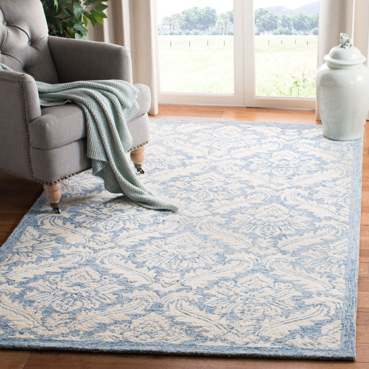safavieh clearance micro loop mlp513m blue rug