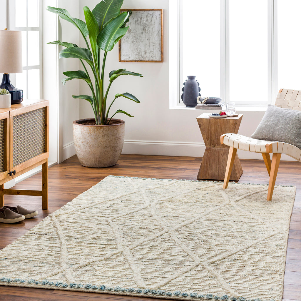 surya manisa mns 2308 seafoam rug