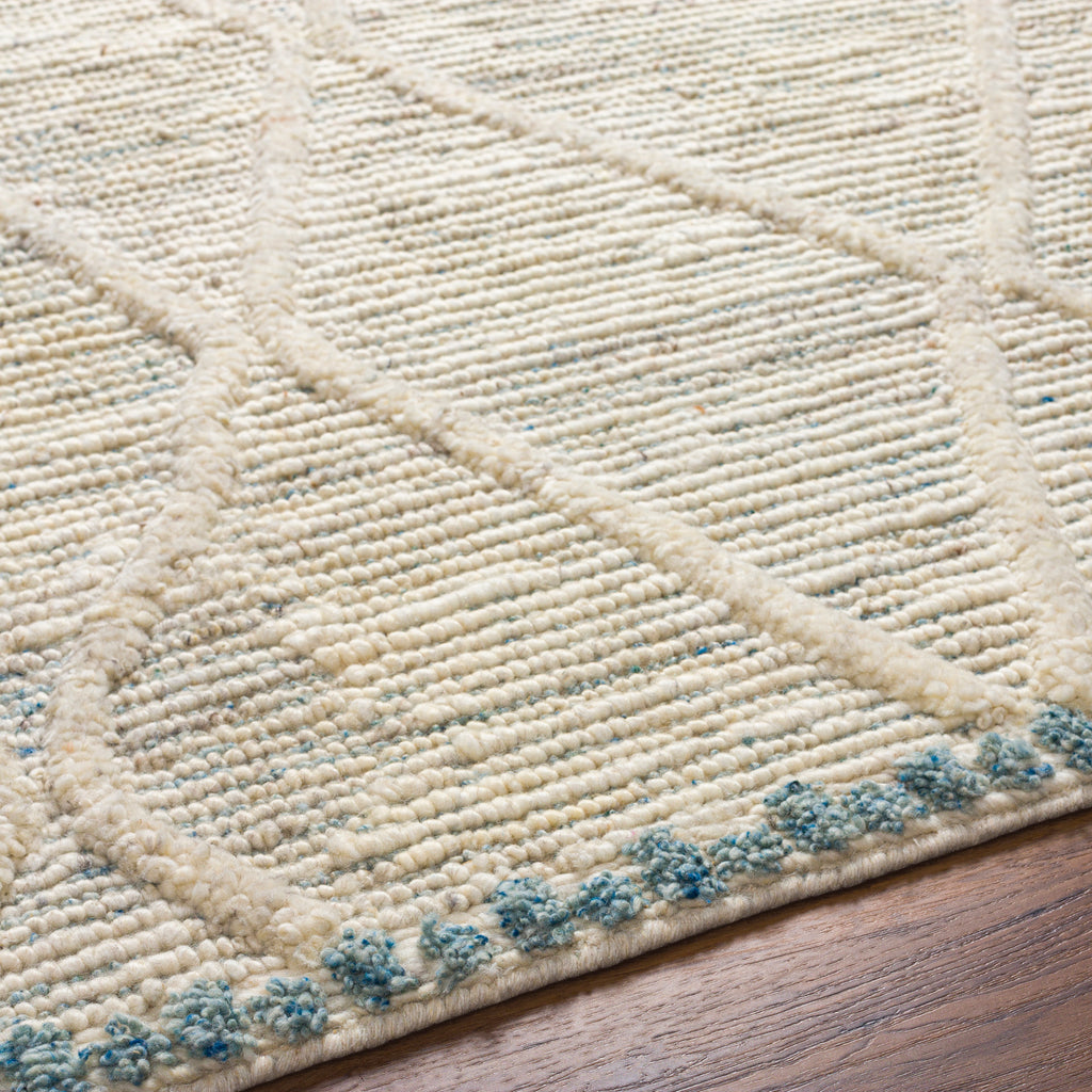 surya manisa mns 2308 seafoam rug