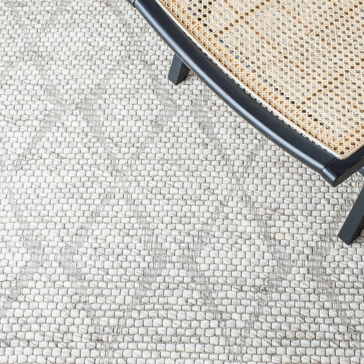 safavieh clearance marbella mrb551b beige rug