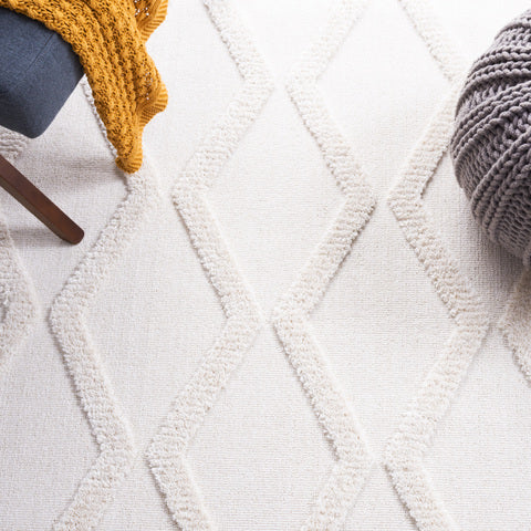 Safavieh Clearance Marrakesh MRK554A Ivory Rug