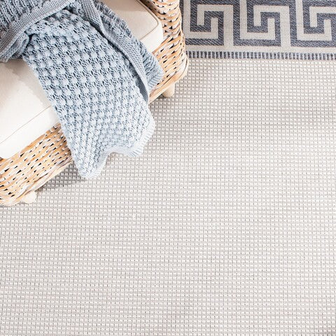 Safavieh Clearance Martha Stewart Indoor Outdoor MSRO331G Silver Rug