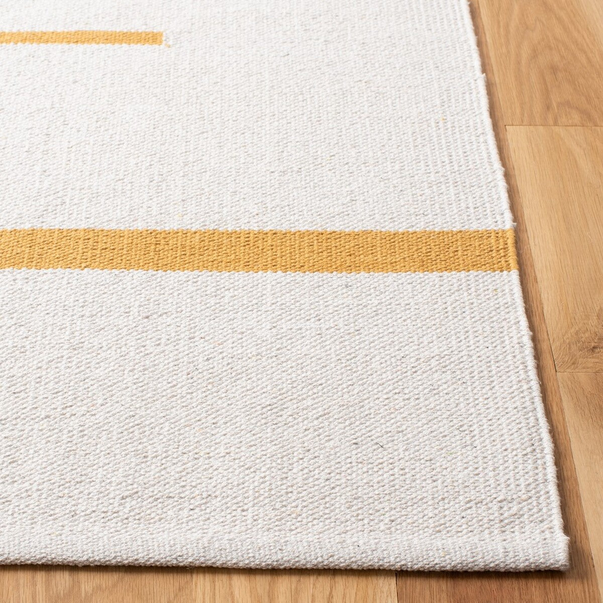safavieh clearance montauk mtk311c ivory rug