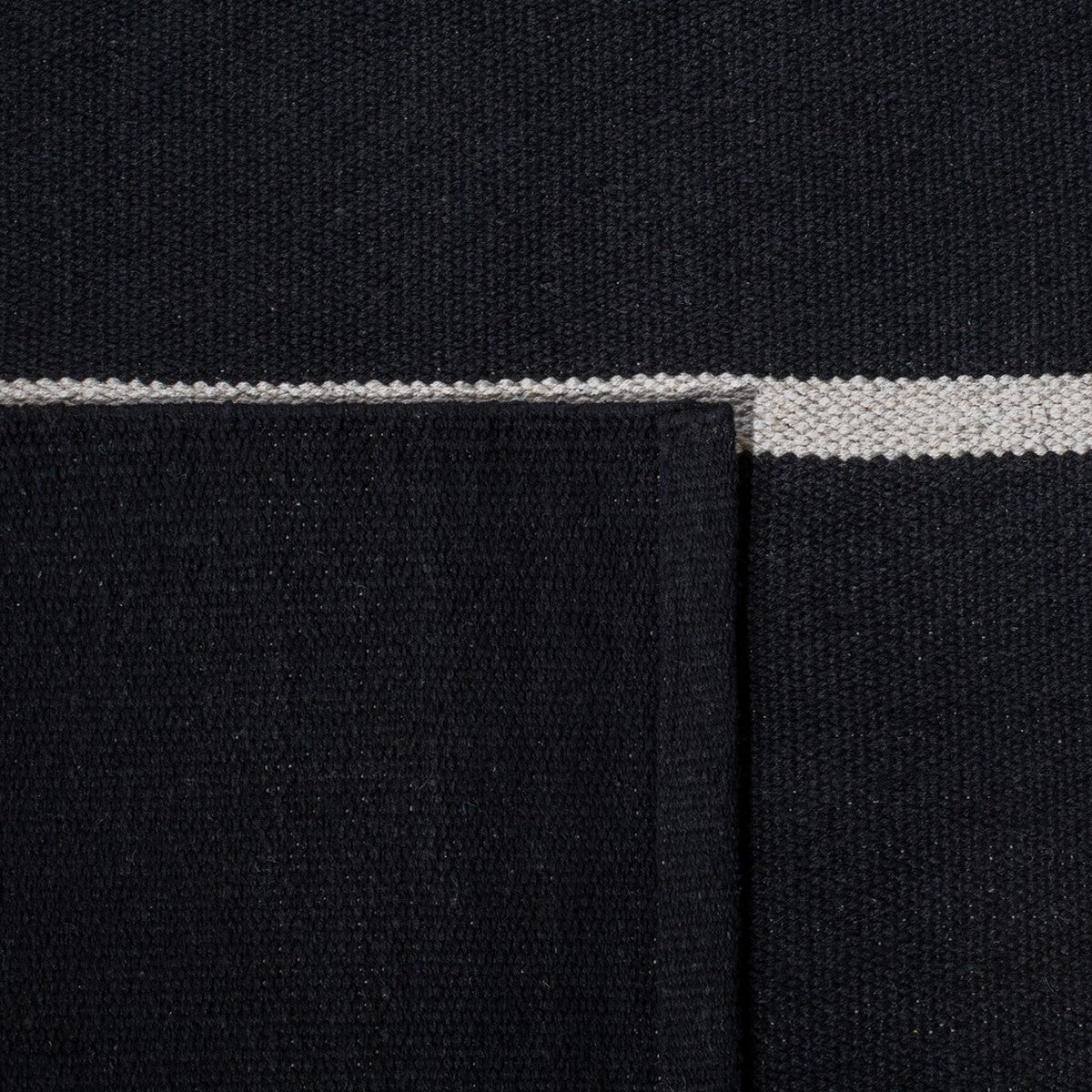 safavieh clearance montauk mtk311z black rug