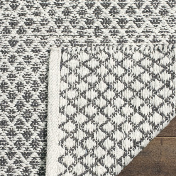 safavieh clearance montauk mtk601k light grey rug
