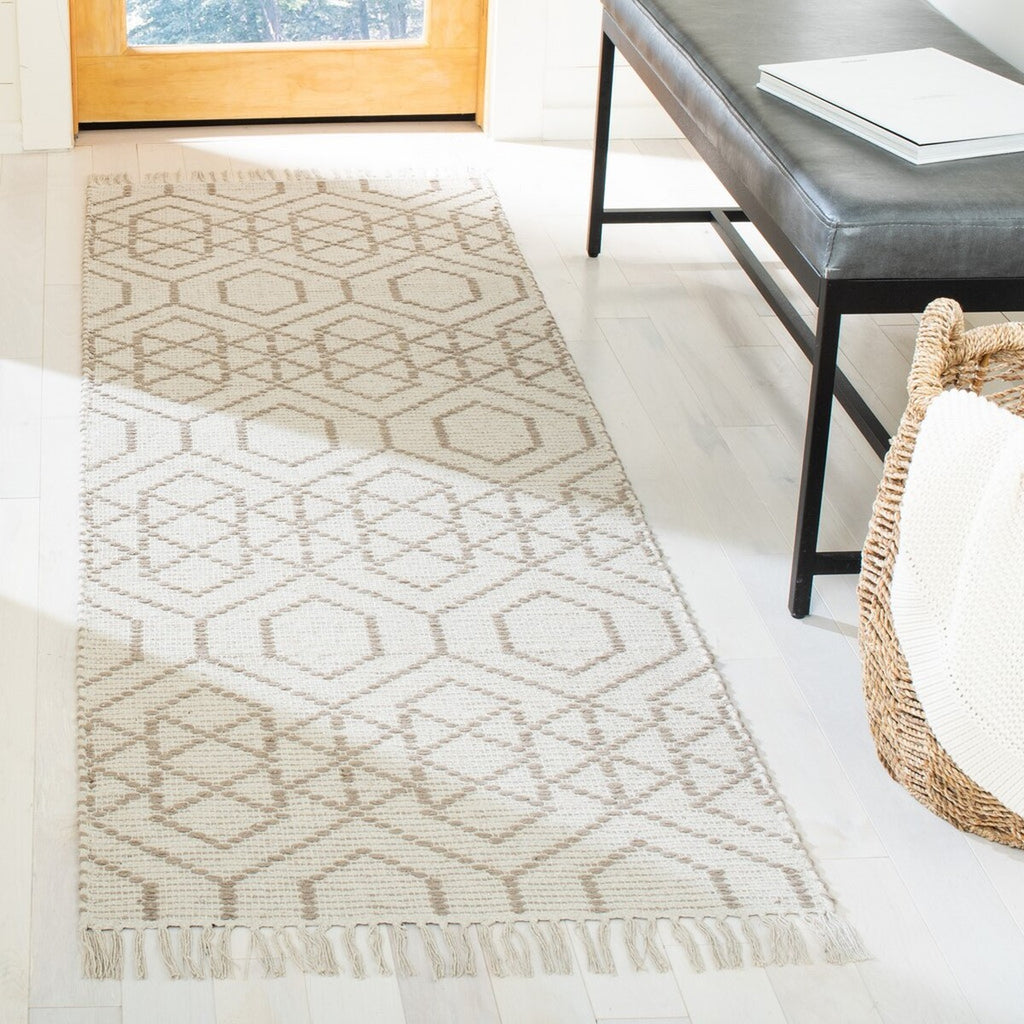 safavieh clearance montauk mtk652t brown rug