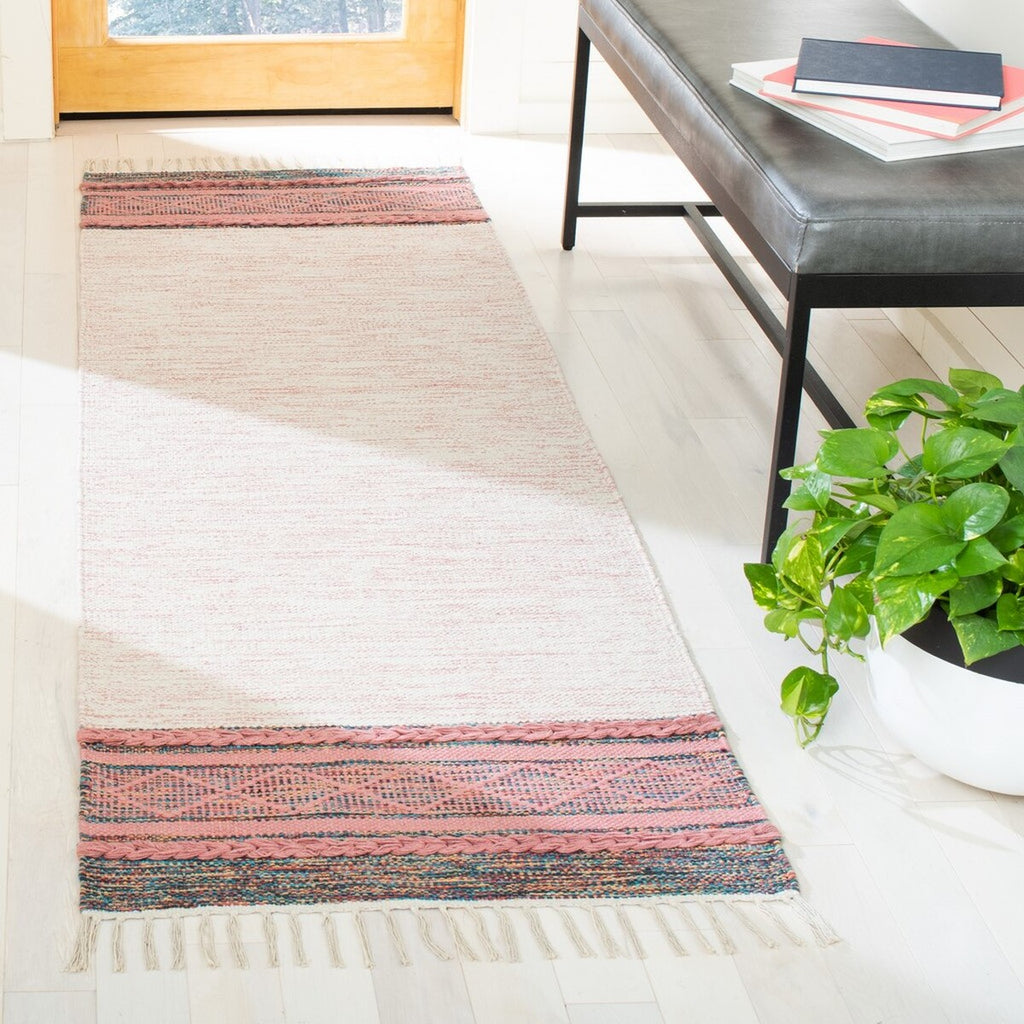 safavieh clearance montauk mtk653u pink rug