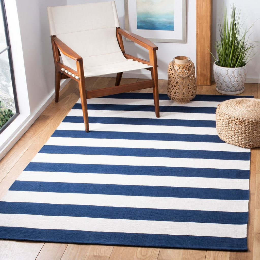 safavieh clearance montauk mtk712h navy rug