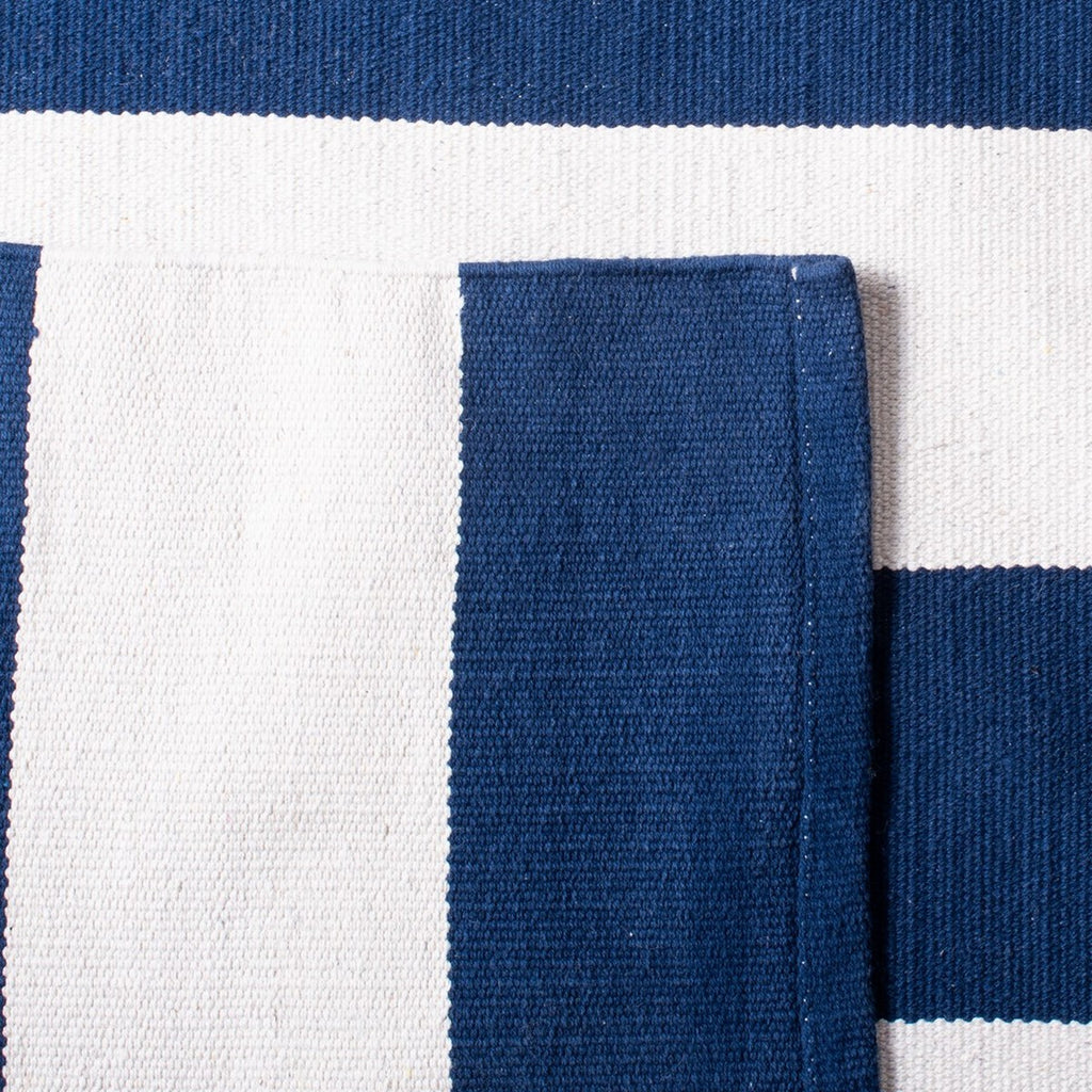 safavieh clearance montauk mtk712h navy rug