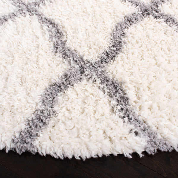 safavieh clearance moroccan tassel shag mts358b ivory rug