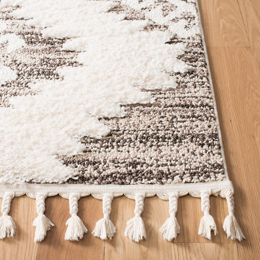 safavieh clearance moroccan tassel shag mts652a ivory rug
