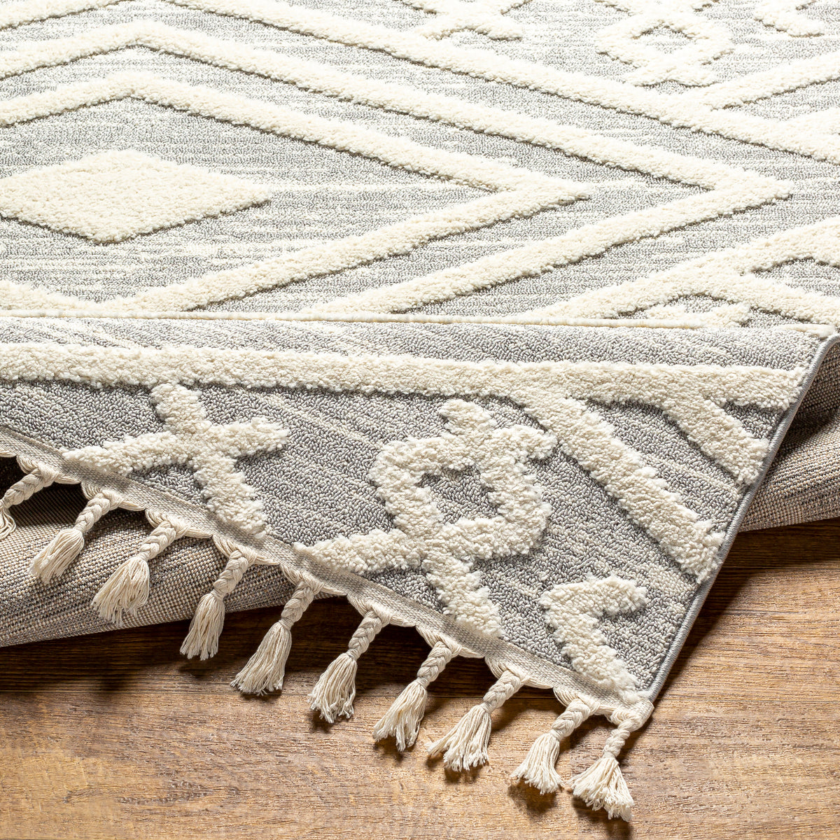 surya nora noa 2302 gray rug