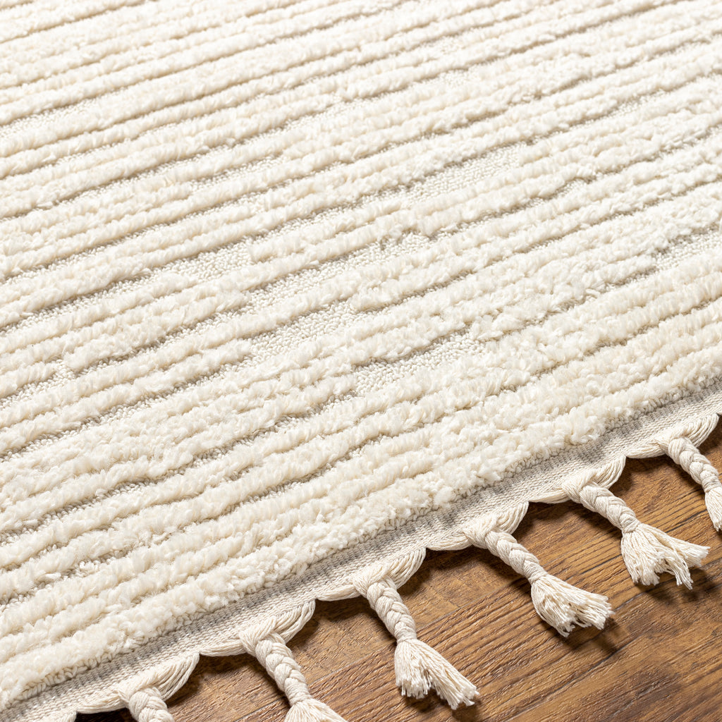 surya nora noa 2305 white rug
