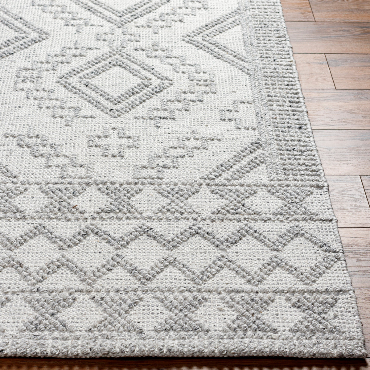 surya napoli npo 2306 white rug