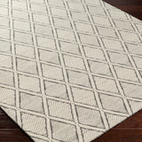 surya nevada nvd 2303 rug