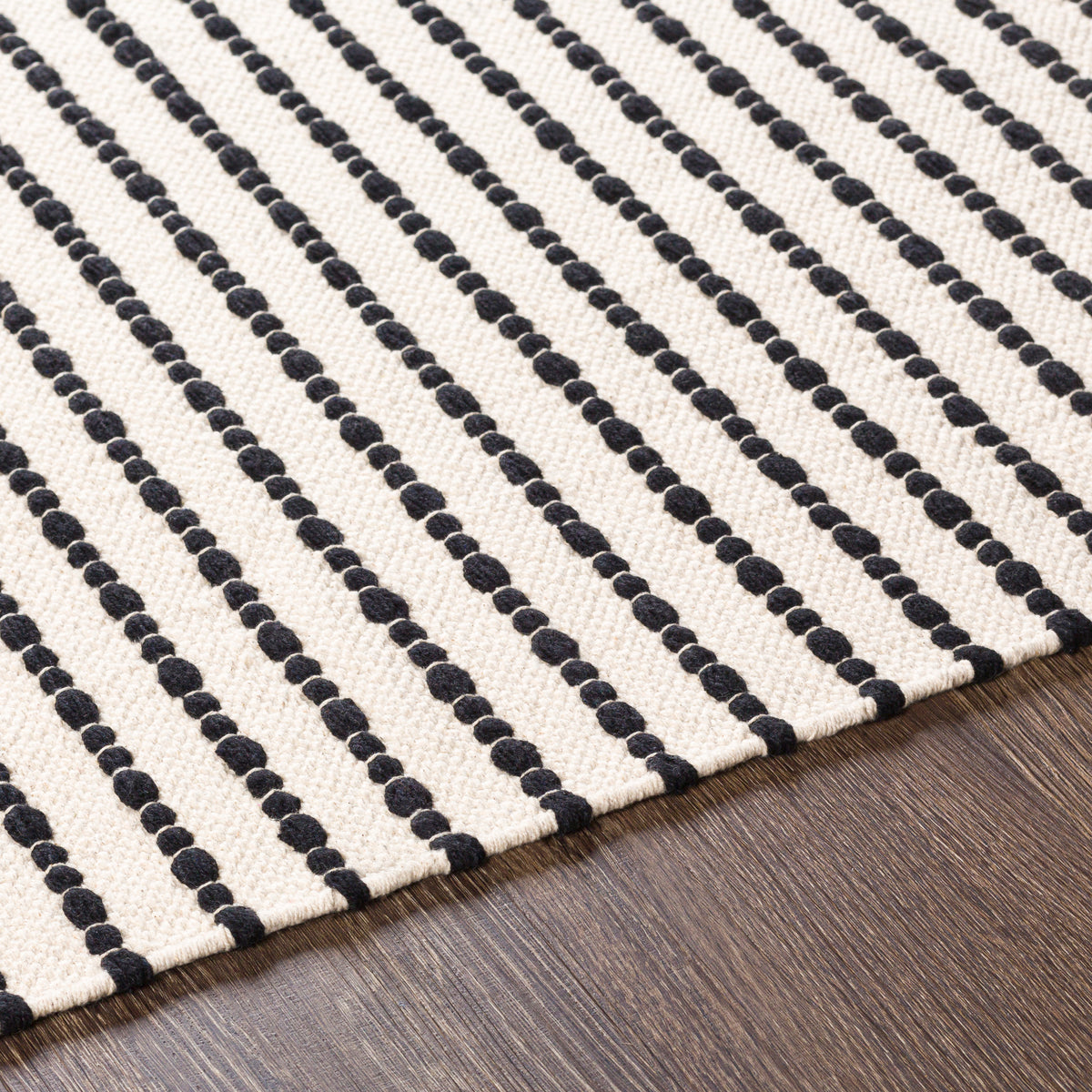 surya osasuna osa 2303 black rug