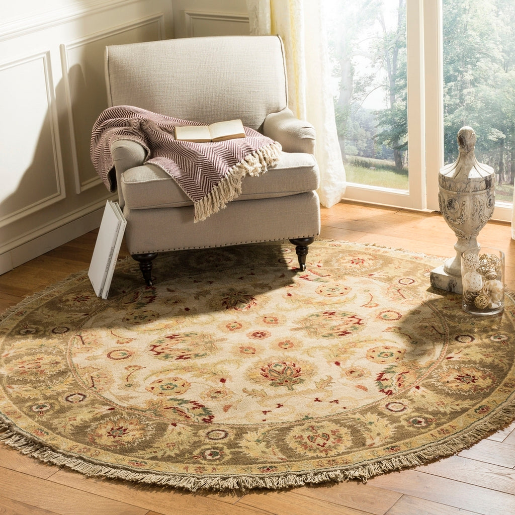 safavieh clearance old world ow129a ivory rug