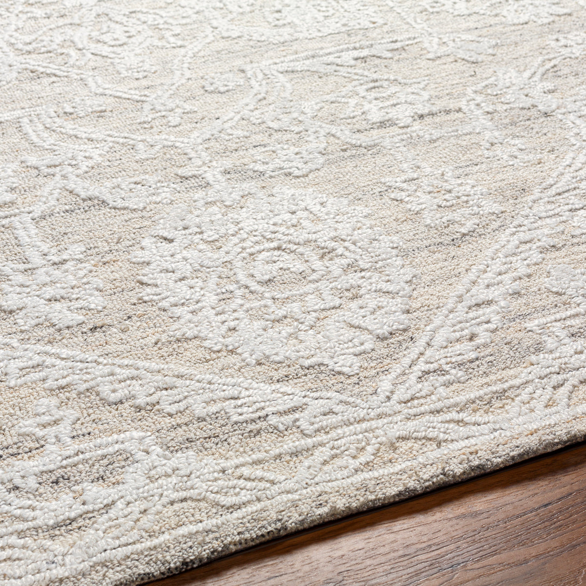 surya piazza pzz 2304 white rug